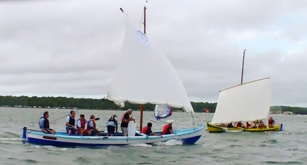 Festivoiles à Claouey : Manier une pinasse à voile, c&rsquo;est du sport … (Vidéo)