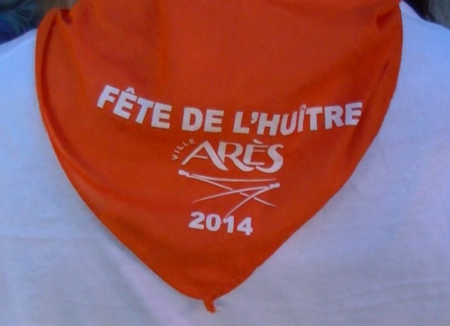 Fête de l’huître à Arès : Festoyement sous le signe de la ripaille, des victuailles, et des retrouvailles … (Vidéo avec feu d&rsquo;artifice au final)