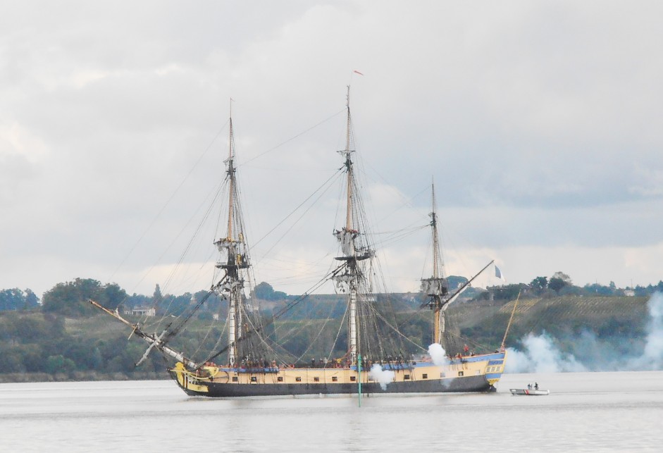 L&rsquo;Hermione a quitté Bordeaux   :-((