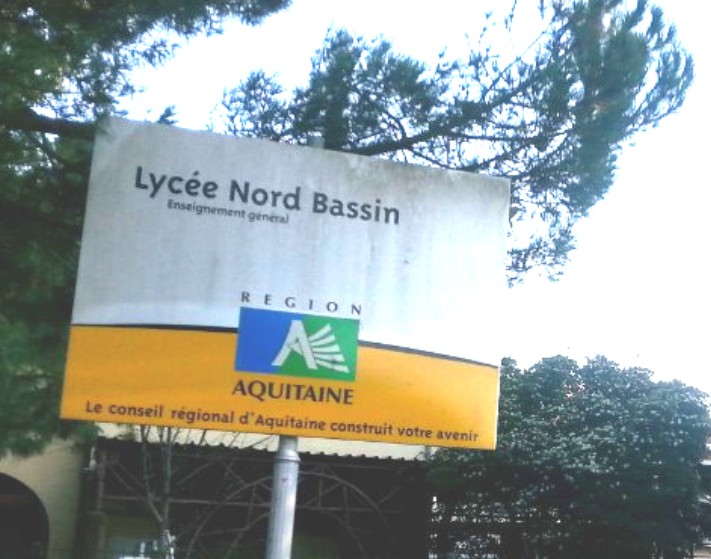 Lycée d&rsquo;Andernos : Fausses armes, mais vrai déploiement de forces de gendarmerie. Sans panique.