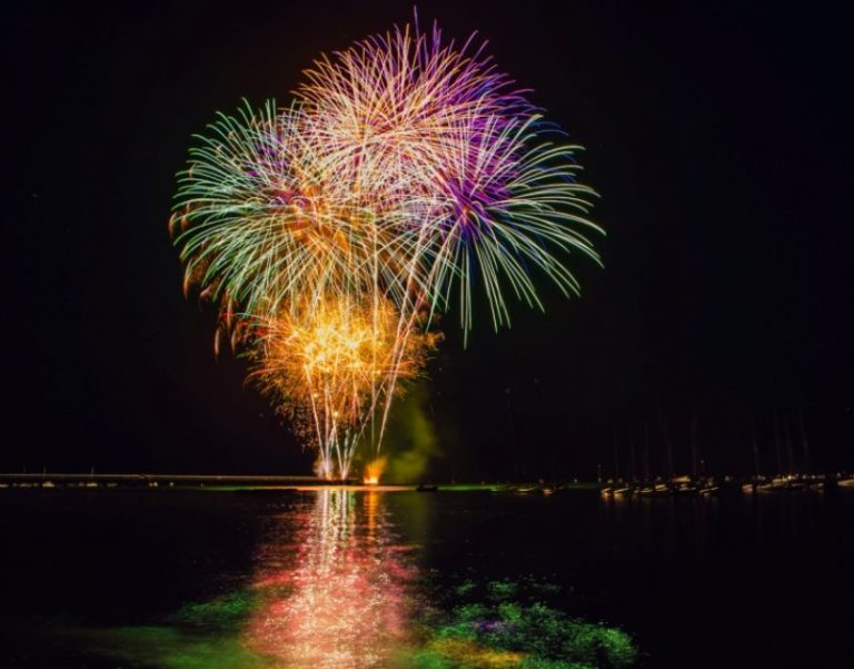 Le bonbon du dimanche : Un Feu d&rsquo;artifice le 14 juillet sur le Bassin…