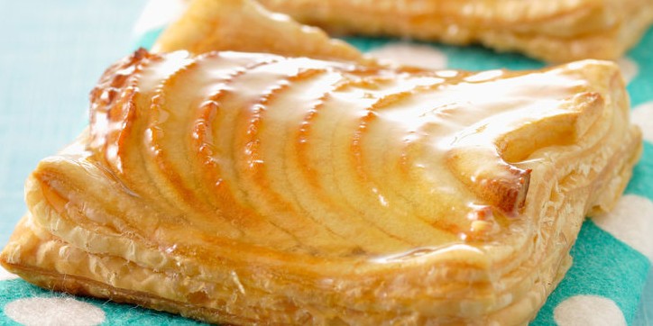 Cuisine relax : Tarte aux pommes feuillettée (par Lyselotte).