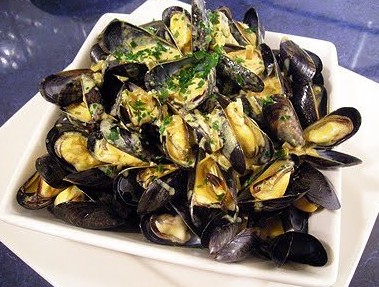 Recette de la mer : Les moules façon Lyselotte.