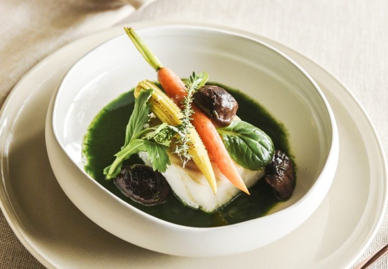 Recette: Dos de cabillaud, jus vert et légumes croquants