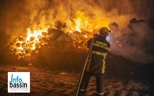 Reportage photo : Les pompiers en action au coeur du brasier à La Teste…